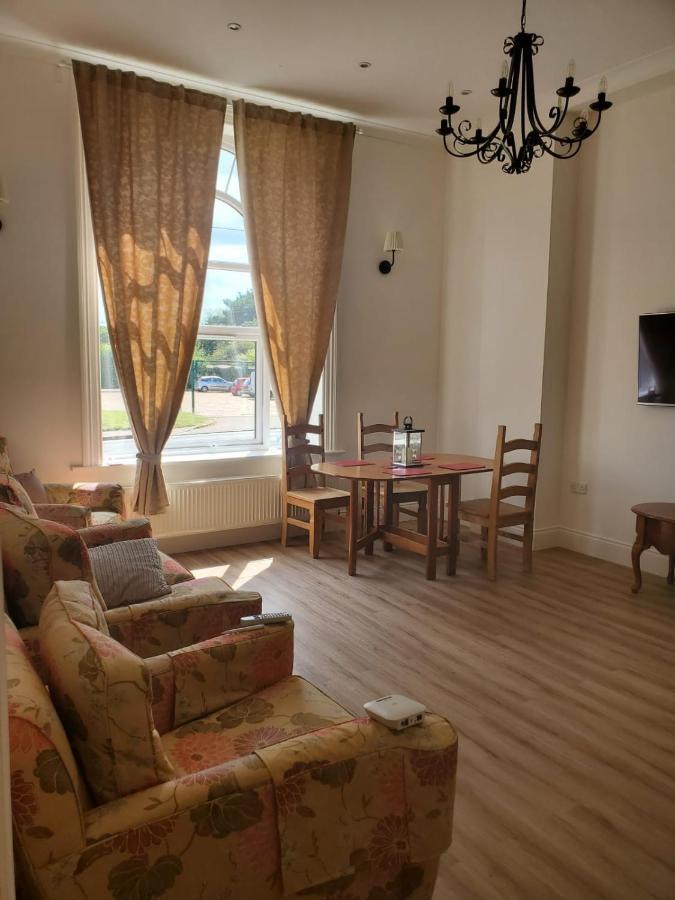 Grand Norfolk Appartement Mundesley Buitenkant foto